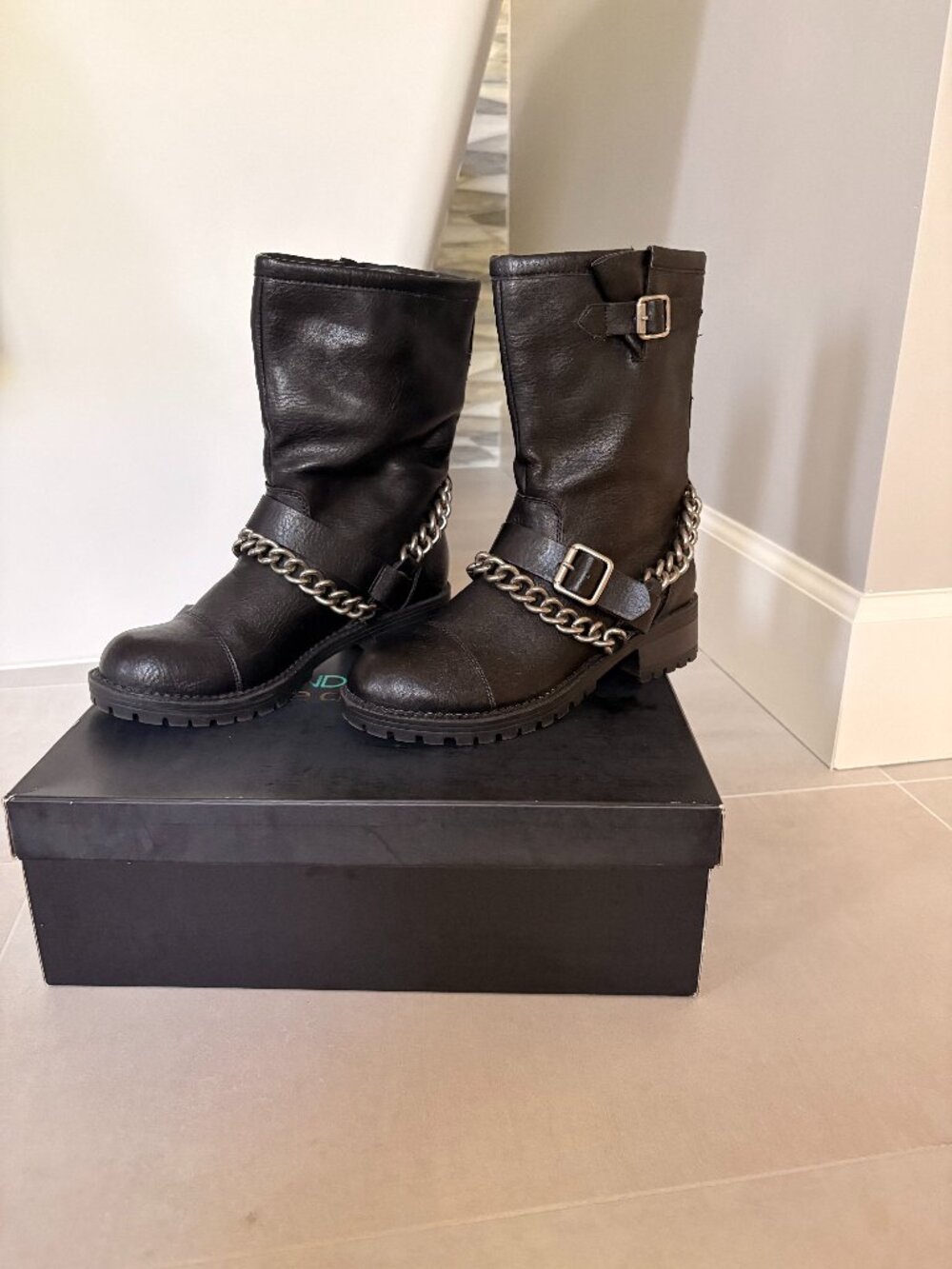 Womens Kendall + Kylie Madden Girl Bedforrd Boot With Chain Detail